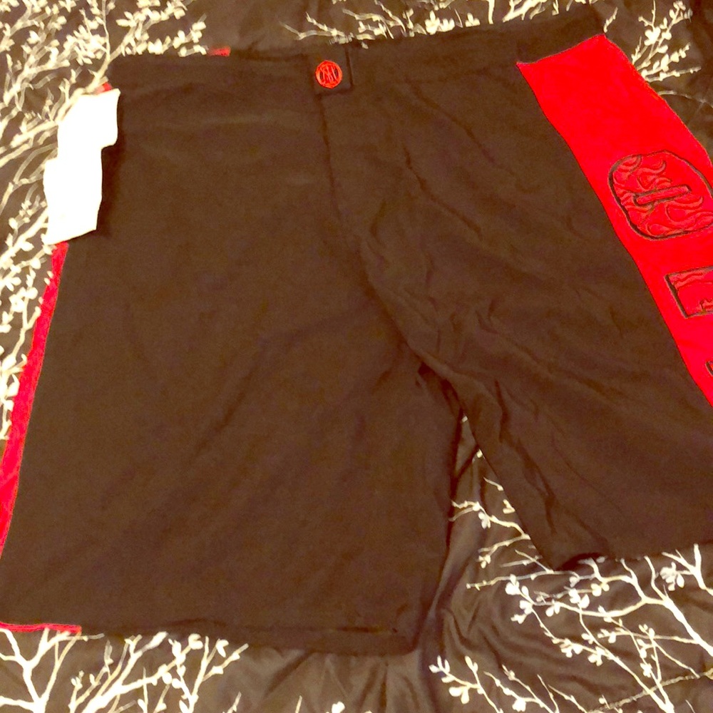 OTM fight shop board shorts